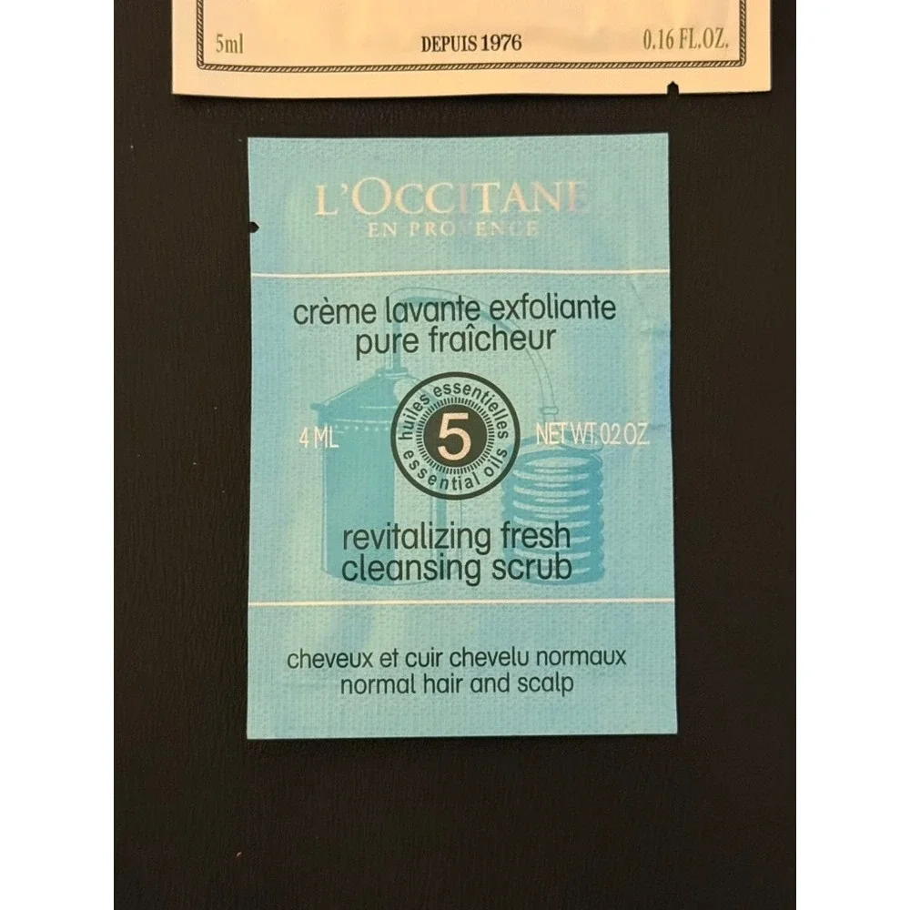 L'Occitane Aromachologie Face Mask & Revitalizing Cleansing Scrub Sample Lot 2pc